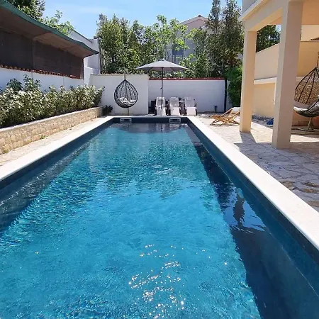 5237-2 Apartamento Nin